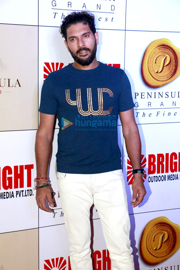 ranbir kappor hrithik roshan yuvraj singh and others grace the bright awards 2017 5