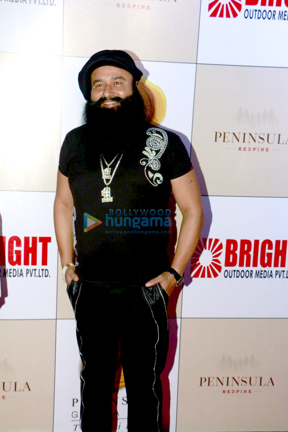 ranbir kappor hrithik roshan yuvraj singh and others grace the bright awards 2017 7