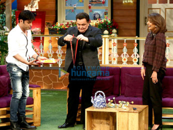 Rishi Kapoor and Neetu Kapoor Singh snapped on sets of The Kapil Sharma Show