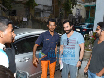 Saif Ali khan snapped in Bandra