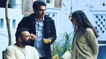 Check out: Sanjay Dutt on the sets of Omung Kumar’s Bhoomi