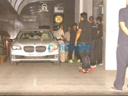 Shah Rukh Khan snapped post a gym visit in Bandra