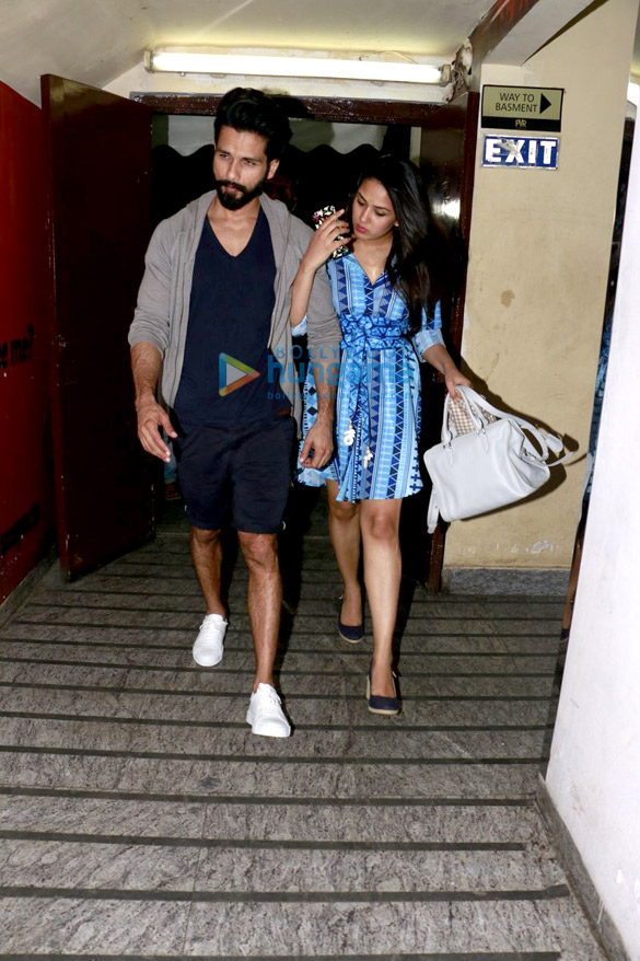shahid kapoor mira rajput snapped at pvr juhu 2