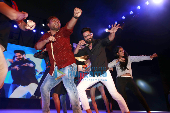 shahid kapoor inaugurates the kala ghoda arts festival 2017 4