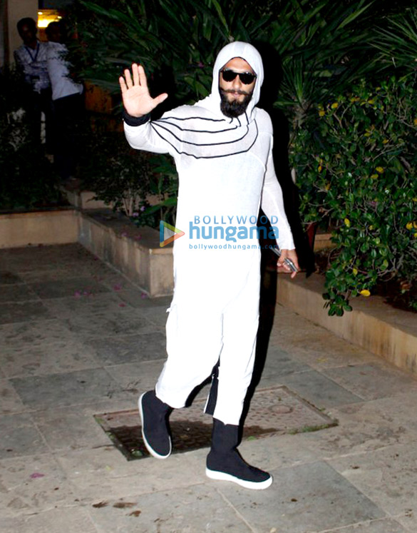 shahid kapoors pre birthday bash at his home in juhu 9
