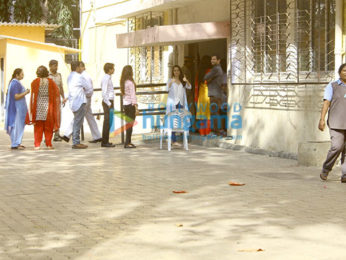 Shraddha kapoor votes with her mother at Juhu