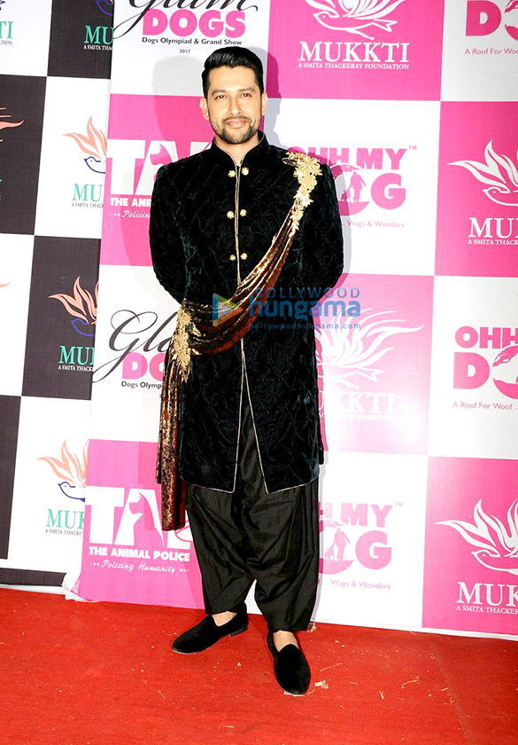 sidharth malhotra graces glam dogs event in mumbai 4