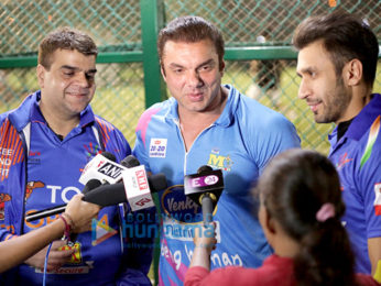 Sohail Khan's Team Mumbai Heros Vs Tony Gorilla at the Tony Premiere League cricket match