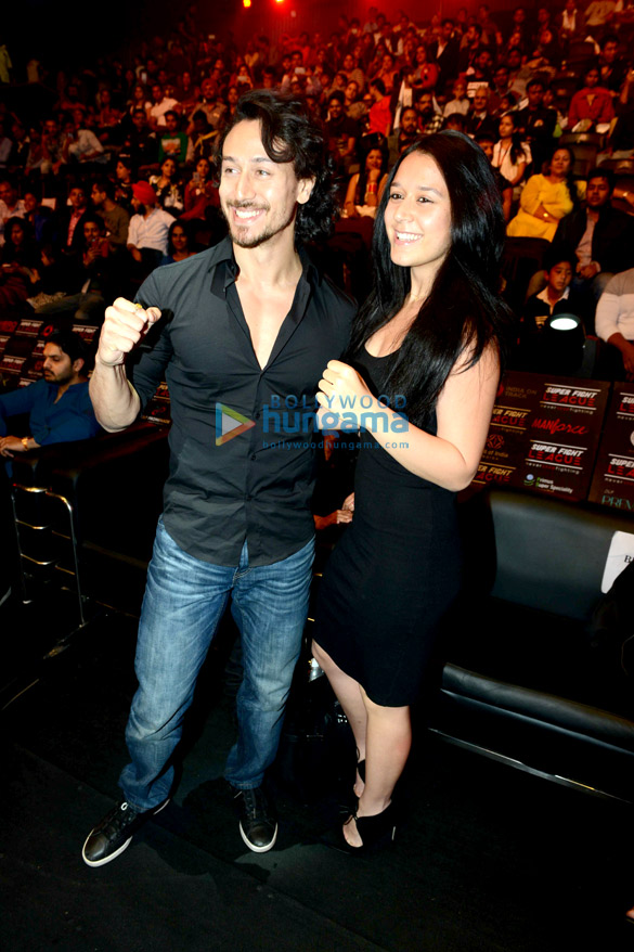 tiger shroff along with mother ayesha and sister krishna shroff attend the super fight league in delhi 2