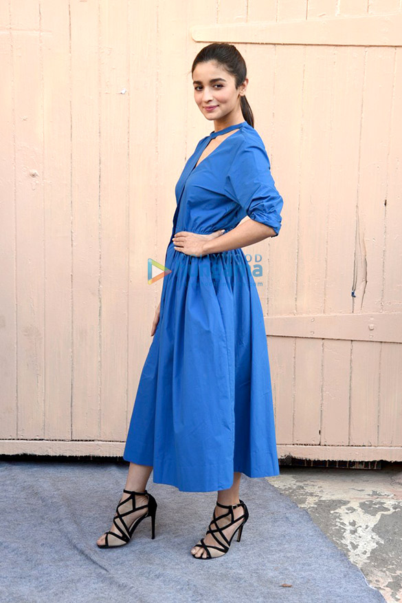 varun dhawan alia bhatt snapped promoting their film badrinath ki dulhania 2