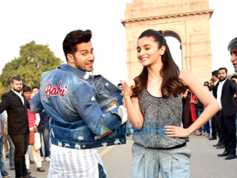 Varun Dhawan and Alia Bhatt promote their film 'Badrinath Ki Dulhania' at India Gate, Delhi