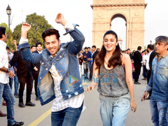 Varun Dhawan and Alia Bhatt promote their film 'Badrinath Ki Dulhania' at India Gate, Delhi