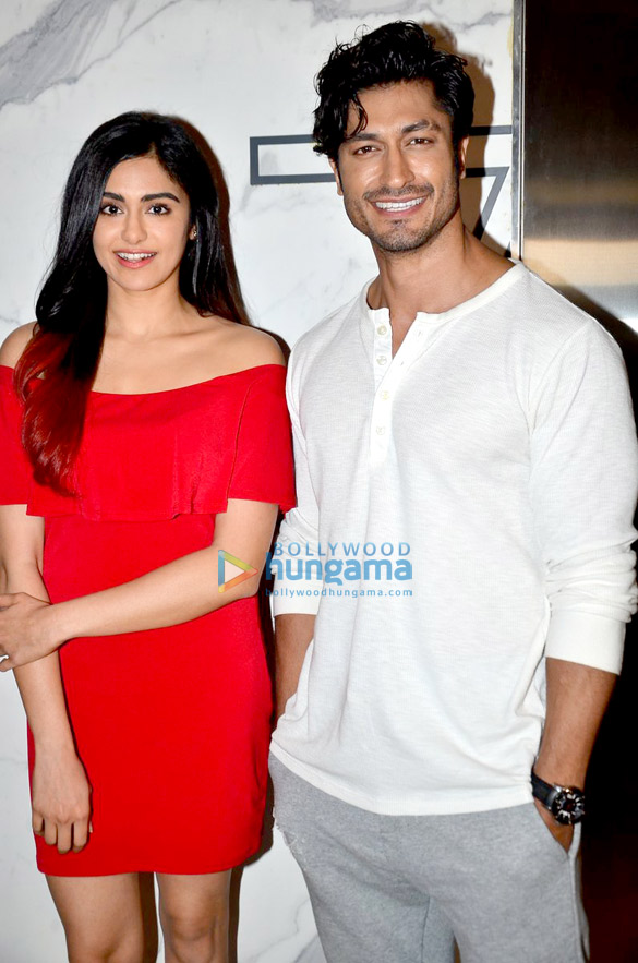 Vidyut Jammwal & Adah Sharma promote ‘Commando 2’ at the Facebook office Vidyut Jammwal & Adah Sharma promote ‘Commando 2’ at the Facebook office