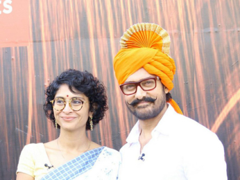 Aamir Khan & Kiran Rao promote Paani Foundation on the sets of Chal Hawa Yeu Dya-9