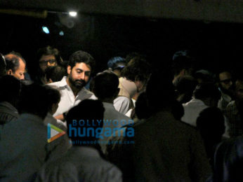 Aishwarya Rai Bachchan and others attend her father Krishnaraj Rai's funeral
