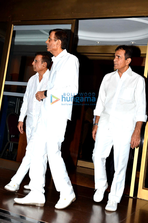 aishwaryas fathers prayer meet 29