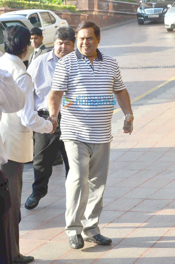 aishwaryas fathers prayer meet 41