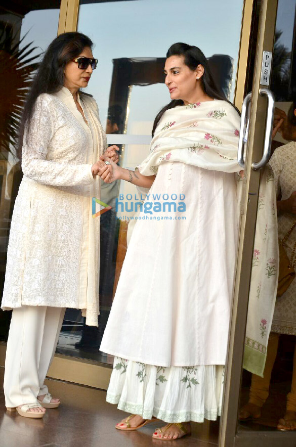 aishwaryas fathers prayer meet 9