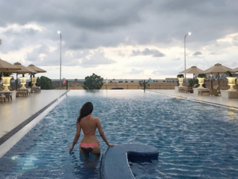 Amyra Dastur goes swimming in hot bikinis in Sri Lanka