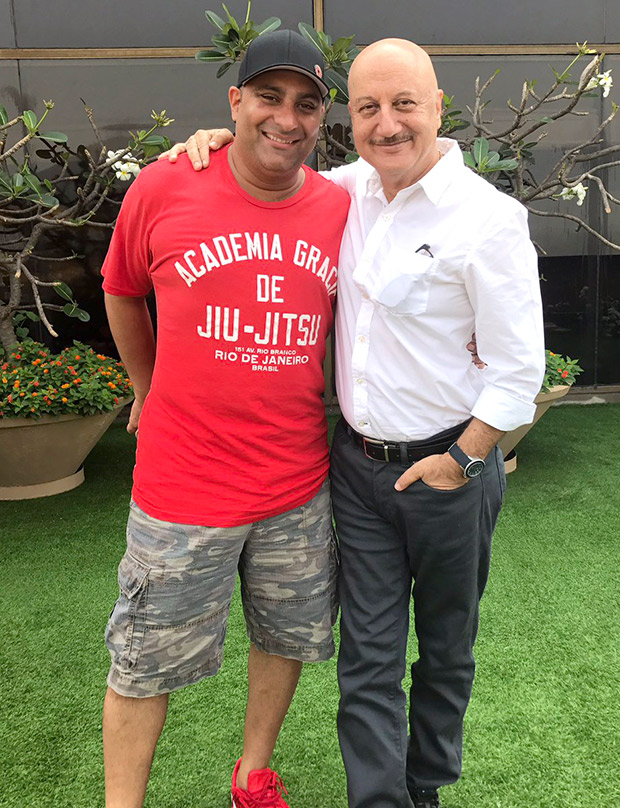Anupam Kher reunites with his on-screen son Russell Peters in Mumbai 1