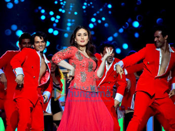 Celebs grace 'Zee Cine Awards 2017'