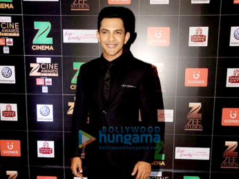 Celebs grace 'Zee Cine Awards 2017'
