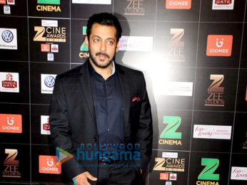 Celebs grace 'Zee Cine Awards 2017'