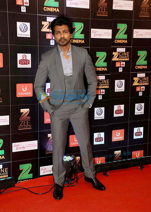 celebs grace zee cine awards 2017 68
