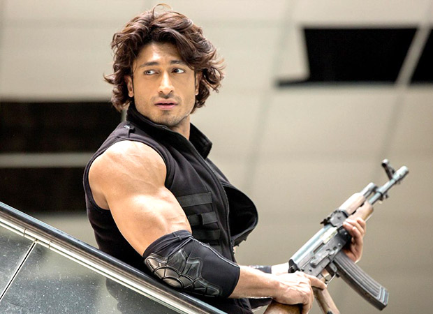 Commando-2-(7+)