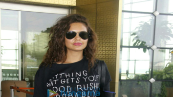 Esha Gupta & Adah Sharma snapped at the airport