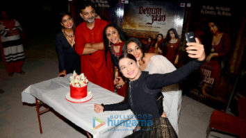 Ila Arun celebrates her birthday with the cast of ‘Begum Jaan’