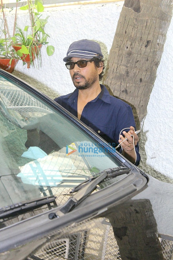 irrfan khan snapped in juhu 1