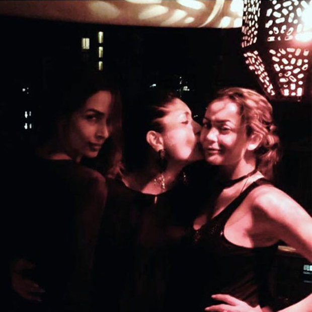 kareena kapoor khan attends the birthday party of malaika aroras mother 1 kareena kapoor khan attends the birthday party of malaika aroras mother 1