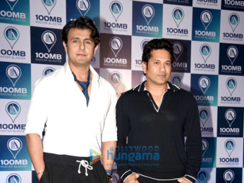 Launch of Sachin Tendulkar's app 100 MB Master Blaster