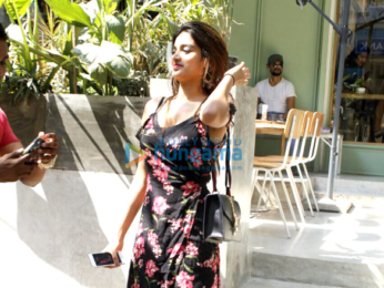 Nidhhi Agerwal snapped post lunch at 'The Kitchen garden'