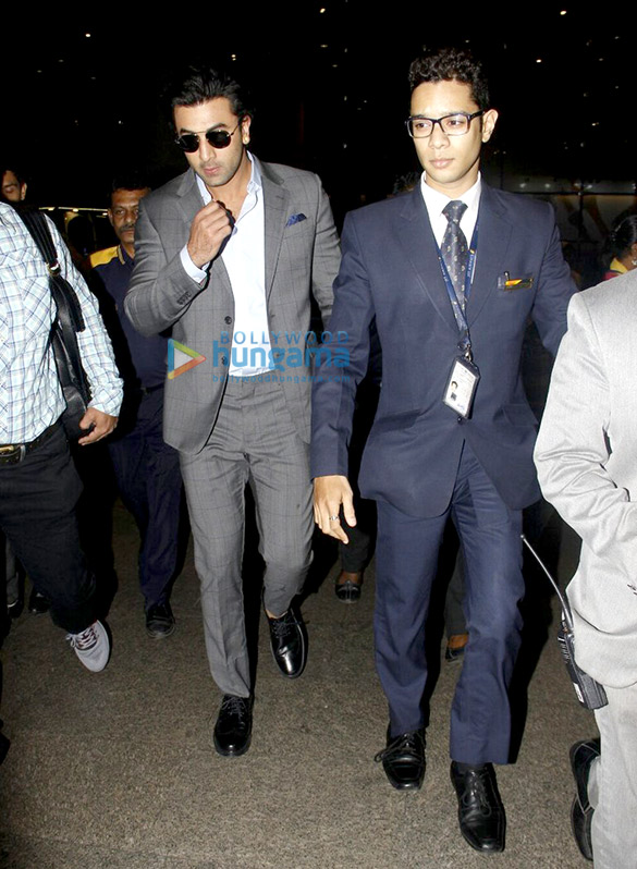 Ranbir Kapoor, Anushka Sharma, Sonakshi Sinha snapped at the airport Ranbir Kapoor, Anushka Sharma, Sonakshi Sinha snapped at the airport