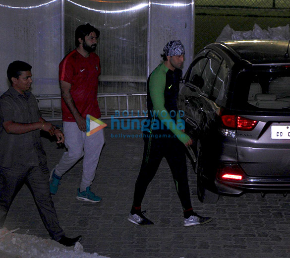 ranbir kapoor snapped post football practice 3