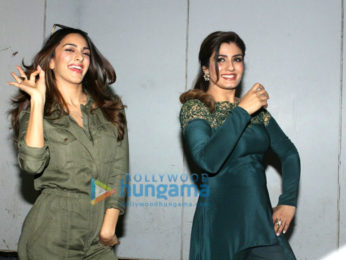 Raveena Tandon and Kiara Advani promote 'Mast Mast' song for 'Machine'