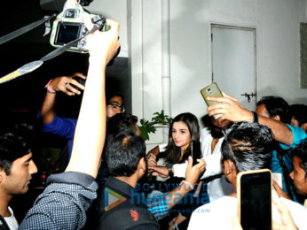 Shah Rukh Khan, Sidharth Malhotra and others snapped at Alia Bhatt's birthday bash