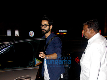 Shahid Kapoor snapped on his way to Delhi to attend the India Today Conclave