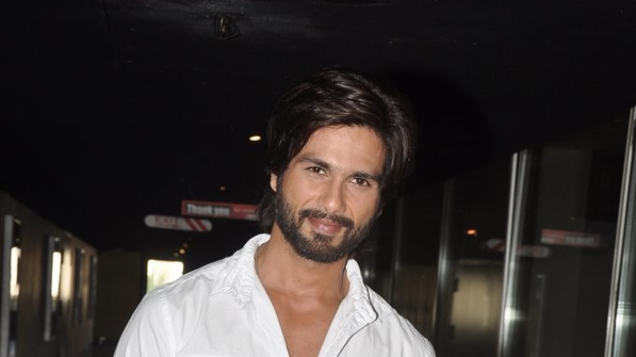 Shahid Kapoor’s Reply On Padmavati Controversy: “It Is UNFORTUNATE…” Shahid Kapoor’s Reply On Padmavati Controversy: “It Is UNFORTUNATE…”