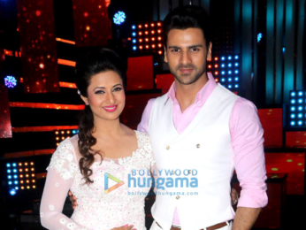 Sonakshi Sinha promotes Noor on the sets of Nach Baliye