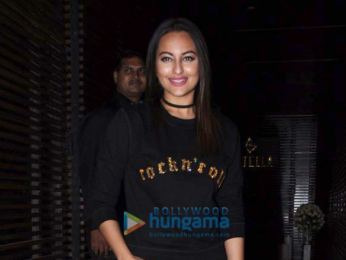 Varun Dhawan hosts a success bash of the film 'Badrinath Ki Dulhania'