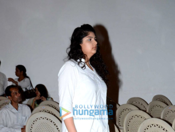 Suniel Shetty's father prayer meet in Worli