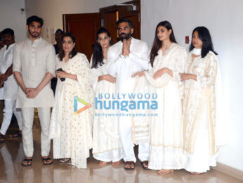 Suniel Shetty's father prayer meet in Worli