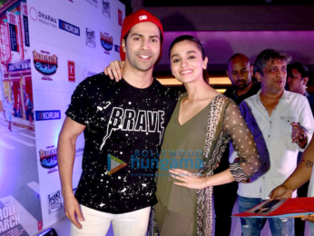 Varun Dhawan & Alia Bhatt promote 'Badrinath Ki Dulhania' at Korum Mall, Thane