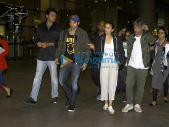 Varun Dhawan & Alia Bhatt return from 'Badrinath Ki Dulhania' promotions in Kolkata