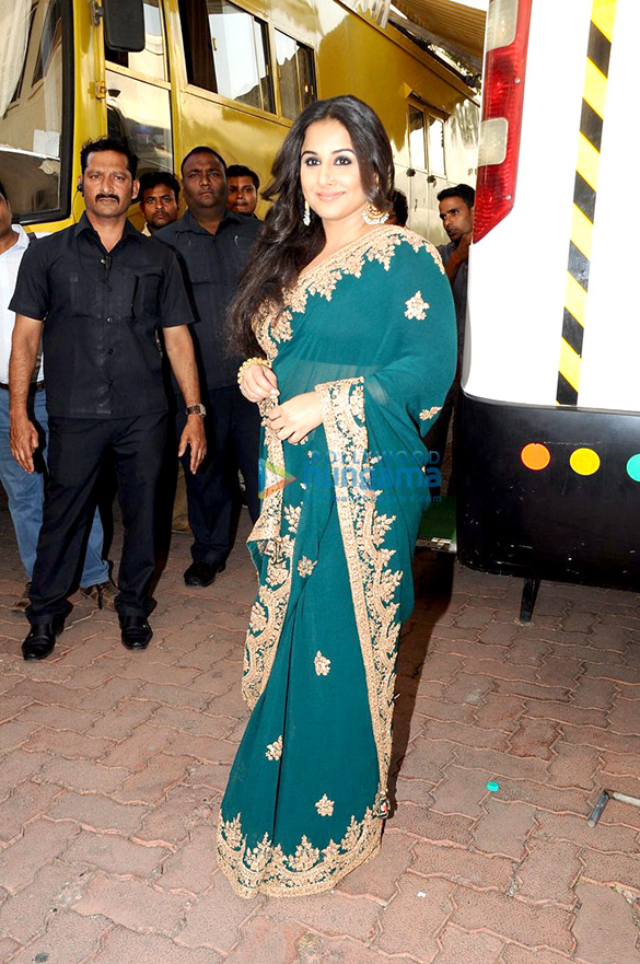 vidya balan snapped at begum jaan promotions 5