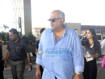 Sonakshi Sinha, Jahnavi Kapoor and others snapped at the airport