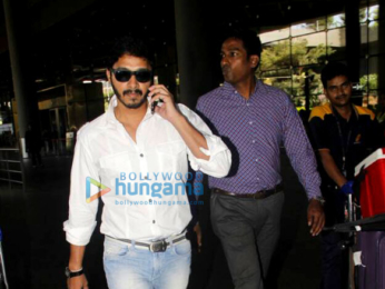 Aamir Khan, Ranveer Singh, Ajay Devgn, Soha Ali Khan and Kunal Khemu snapped at the airport